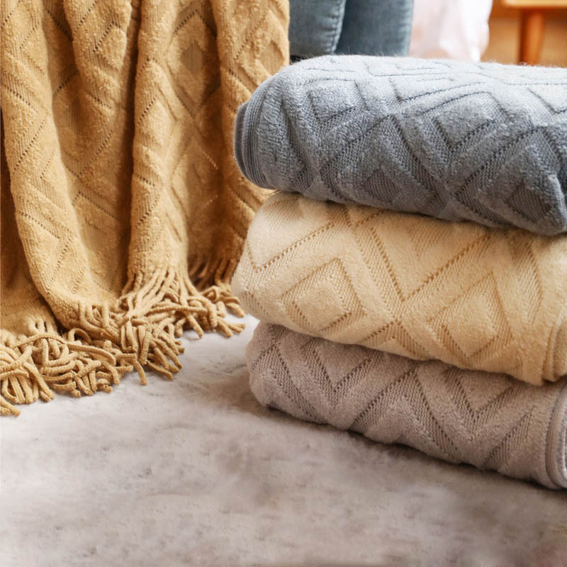بطانية سرير على الطراز الاسكند - مراجعة Throw Blanket Chunky Knit وسعره