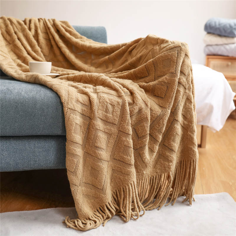 بطانية سرير على الطراز الاسكند - مراجعة Throw Blanket Chunky Knit وسعره